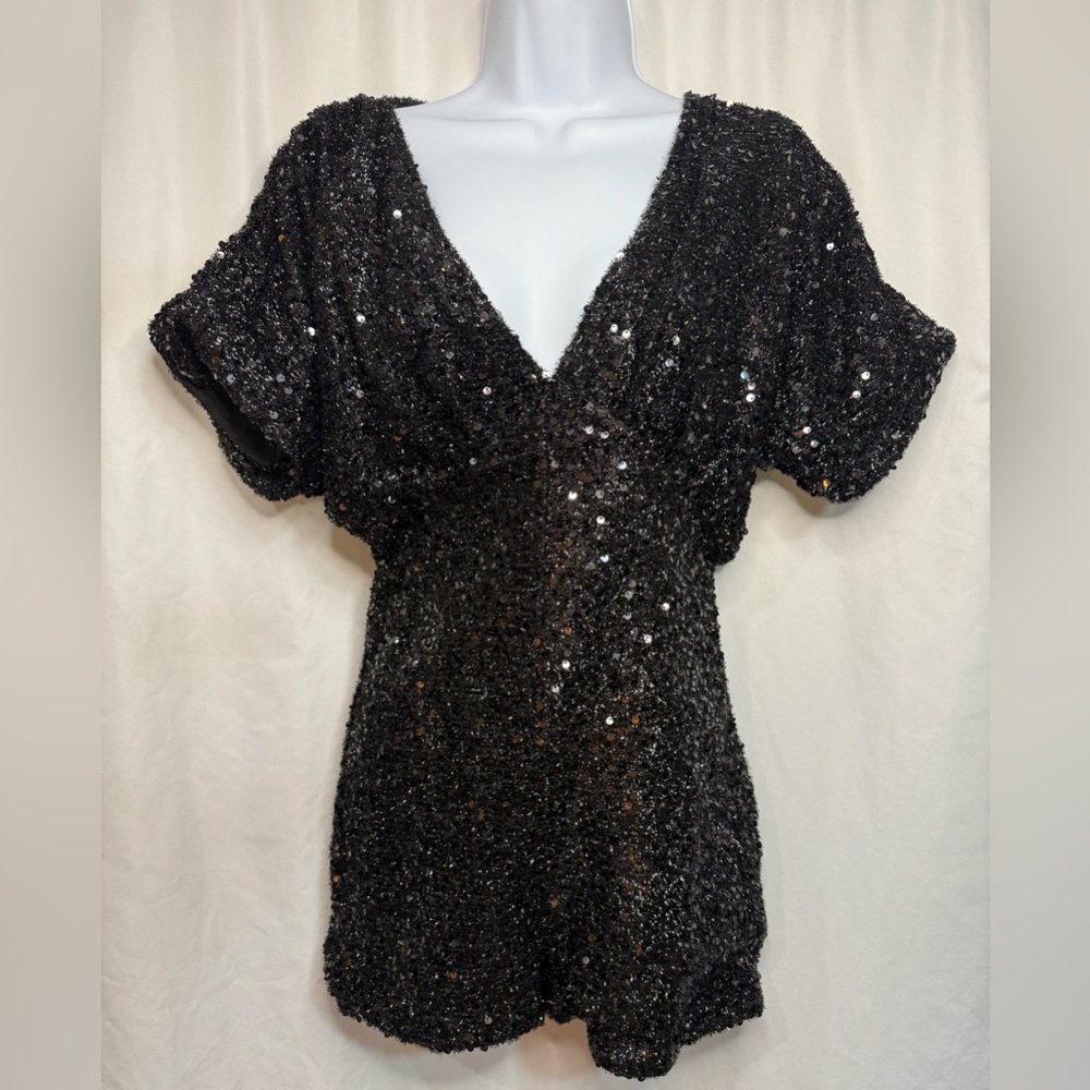 NWT Klesis Black Sequin V-Neck Romper Size Small